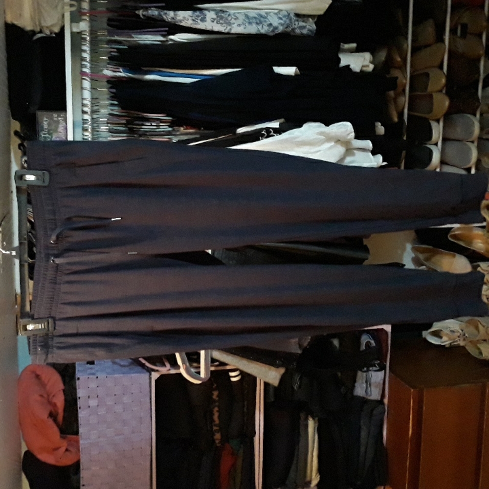 OLD NAVY Active breathe on Joggers size M color blue.